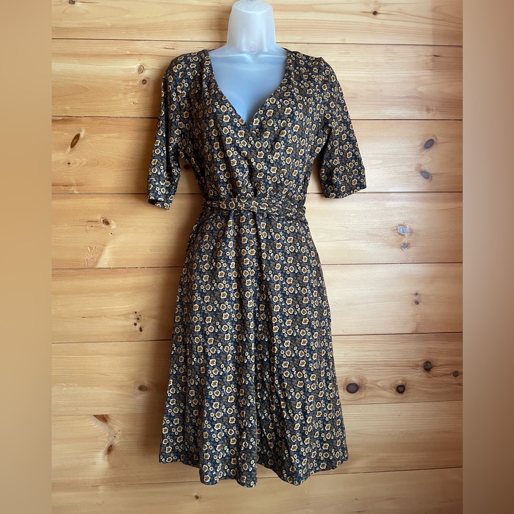 Toad and Co. v-neck 100% cotton dress